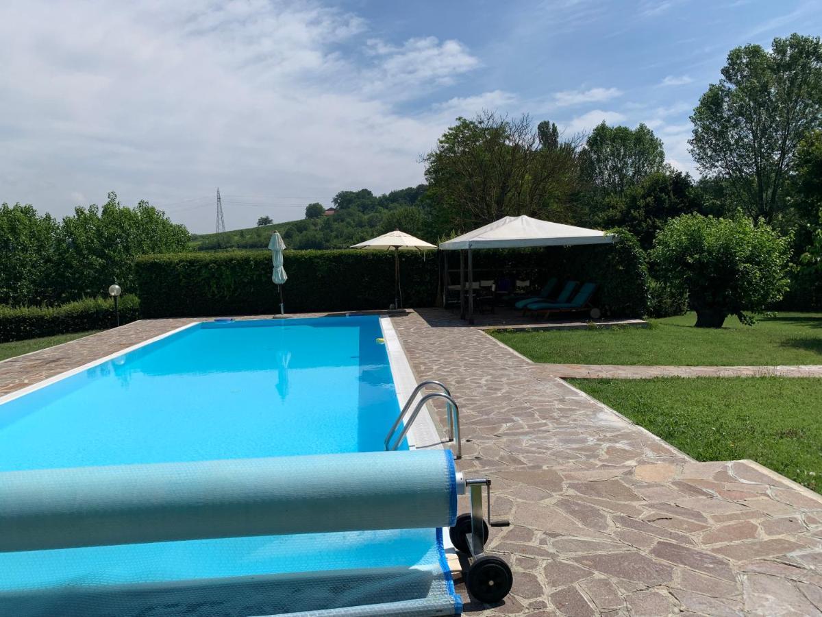 Apart-Agriturismo "La Colomba" Nizza Monferrato Exteriér fotografie